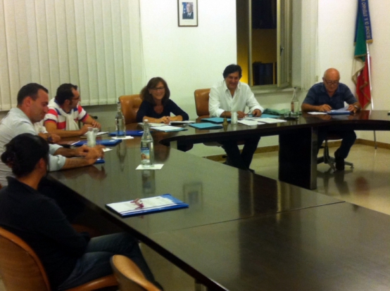Una foto durante il Consiglio comunale a Santo Stefano Belbo